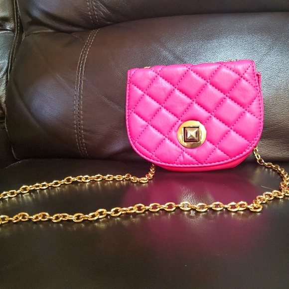 Handbags - Pink quilted chain purse